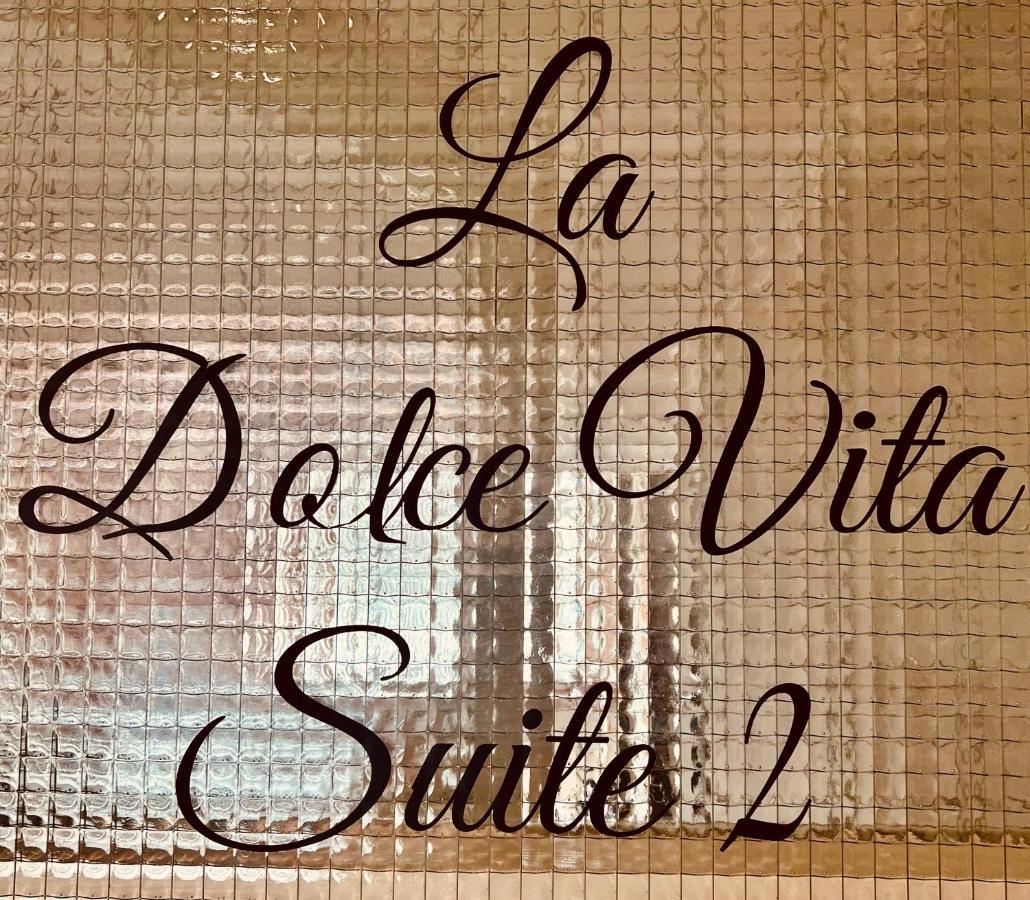 La Dolce Vita Suites Leeuwarden Exterior foto